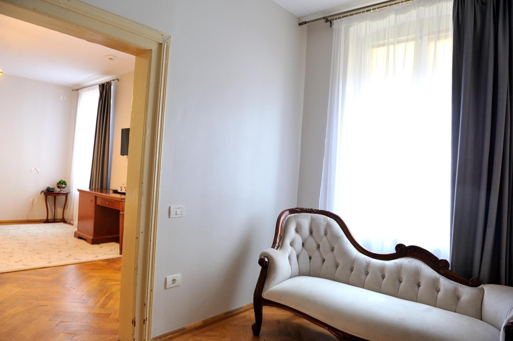 Safrano Palace 브라쇼브 외부 사진