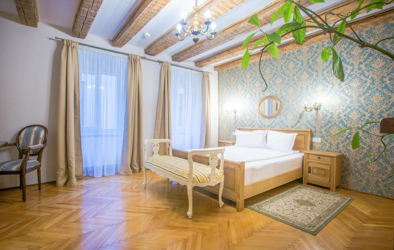 Safrano Palace 브라쇼브 외부 사진